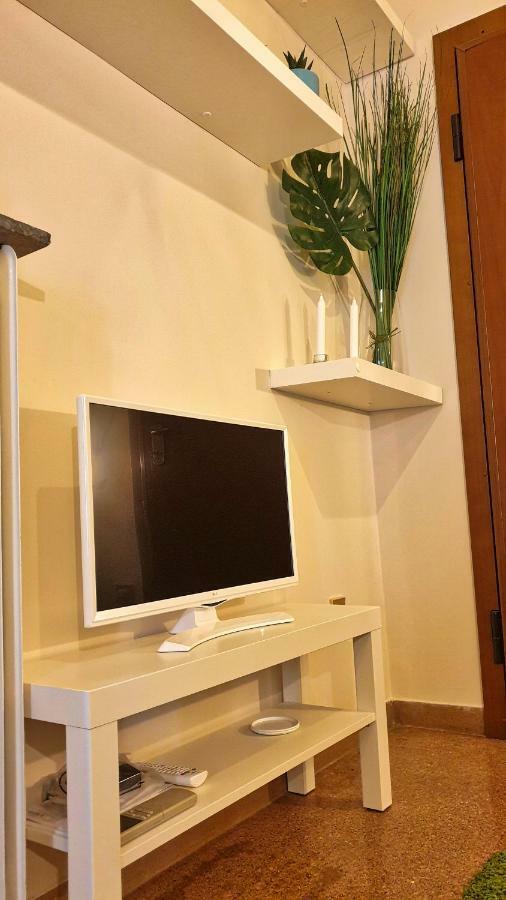 Socrates Path Apartment Атина Екстериор снимка